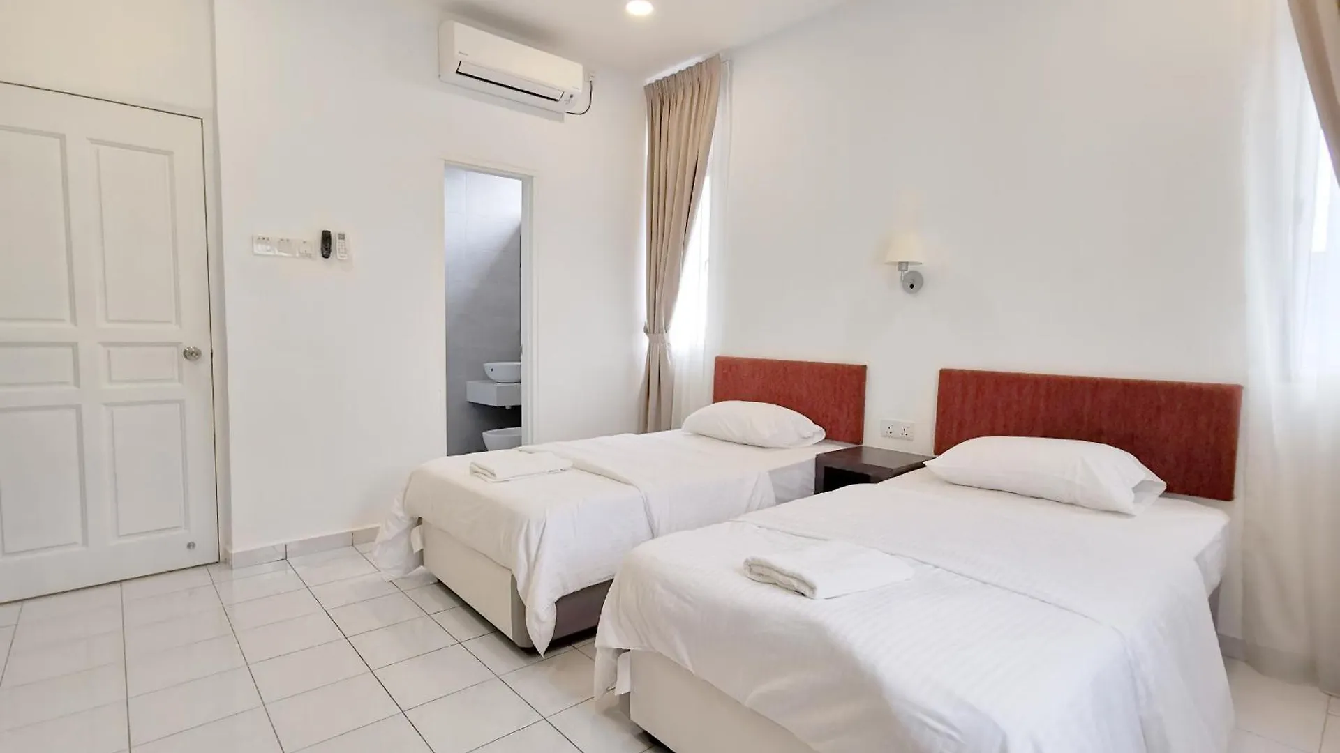 3 Concordia @ Gurney Apartment George Town