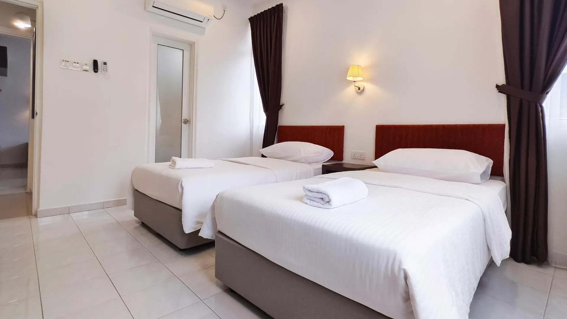 3 Concordia @ Gurney Apartment George Town